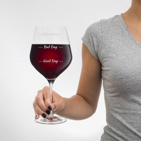 Etui na wino i 2 kieliszki Who cares Walentynki Etui na wino i 2 kieliszki Who cares Walentynki