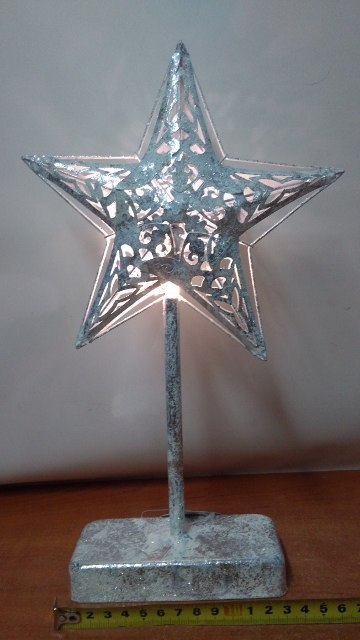 Gwiazda metalowa stojąca 10led 34cm Gwiazda metalowa stojąca 10led 34cm