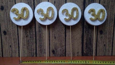 Pik URODZINY ''30'' 4 SZT Pik URODZINY ''30'' 4 SZT