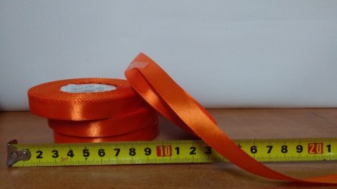 Wstążka satynowa 12mmx32m POMARAŃCZOWA 4szt. Wstążka satynowa 12mmx32m POMARAŃCZOWA 4szt.