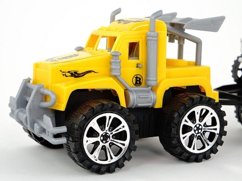Auto z lawetą i quadem, napęd na koło zam; 36x14x13cm Auto z lawetą i quadem, napęd na koło zam; 36x14x13cm