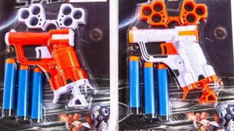Pistolet na strzałki na blistrze Pistolet na strzałki na blistrze
