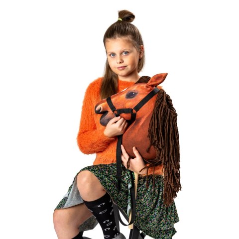 Hobby Horse Skippi bursztyn - koń na patyku kiju dla dziecka - A3 kantar Hobby Horse Skippi bursztyn - koń na patyku kiju dla dziecka - A3 kantar