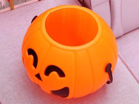Wiaderko halloween pojemnik dynia na cukierki duże 15 x 13cm Wiaderko halloween pojemnik dynia na cukierki duże 15 x 13cm
