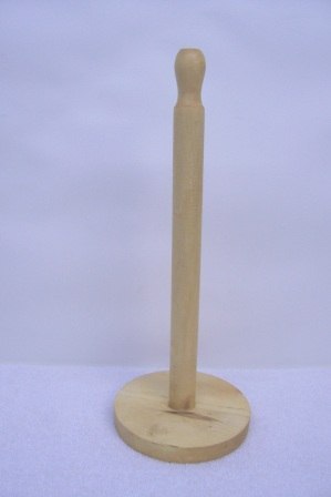 Stojak na ręcznik kuchenny - drewniany -30 cm. - mix kolorów Stojak na ręcznik kuchenny - drewniany -30 cm. - mix kolorów