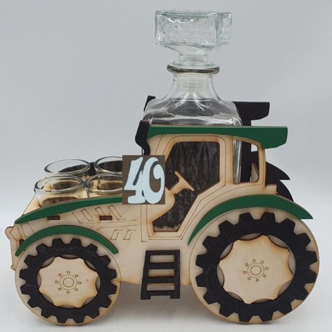 Karafka + 6 kieliszków TRAKTOR 40 urodziny Karafka + 6 kieliszków TRAKTOR 40 urodziny