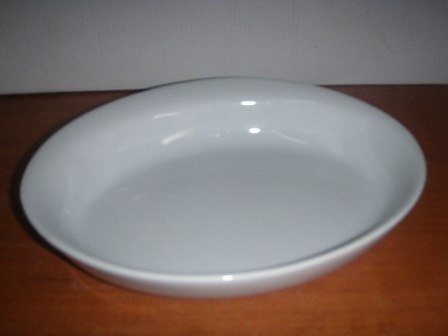 Talerz owal 15x19 biała porcelana YTH001125 Talerz owal 15x19 biała porcelana YTH001125