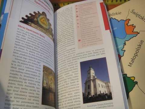 Przewodnik SANKTUARIA Wojewódzstwa Śląskiego Przewodnik SANKTUARIA Wojewódzstwa Śląskiego